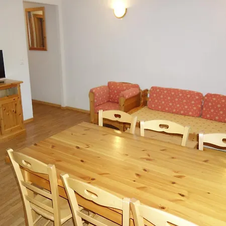 Apartamento Pleasant With Sauna